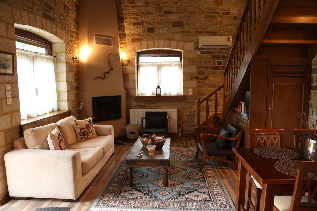 Guesthouse Amalia Kalesmenon ภายนอก รูปภาพ